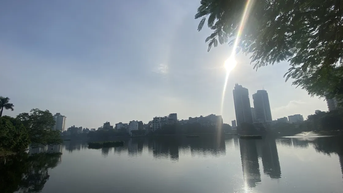 Nắng nóng bao trùm trước bão, tiêu thụ điện ở mức cao
