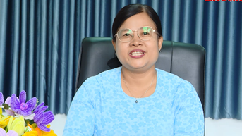 Nữ tiến sĩ Khmer lặng lẽ giữ từng điệu múa, câu hát, thanh âm ngôn ngữ quê hương
