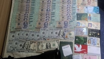 Hơn 100 hành khách đi tàu được trả lại tài sản bỏ quên