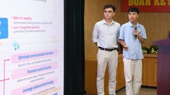 Nhóm sinh viên Việt dùng AI giúp người khiếm thính "nói chuyện"