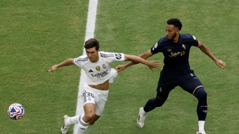 FIFA 클럽 월드컵 레알 마드리드 vs 유벤투스 0-0 (H1): 유벤투스는 믿을 수 없는 기회를 놓쳤습니다.