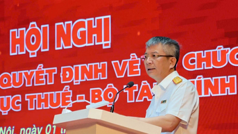 Trong thời gian chuyển đổi, bố trí người trực 24/7 để hỗ trợ người nộp thuế