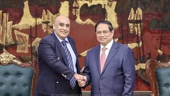 Thủ tướng đề nghị Tập đoàn Makara Capital Partners đầu tư vào các lĩnh vực ưu tiên của Việt Nam