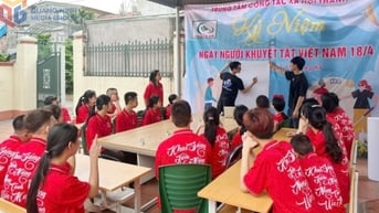 Điểm tựa giúp trẻ khiếm thính hòa nhập cộng đồng