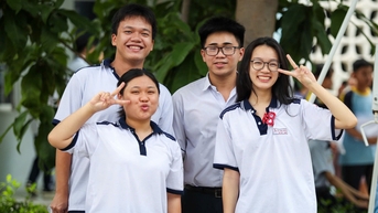 Công bố điểm sàn khối ngành sức khỏe và sư phạm, cơ hội nào cho thí sinh?