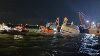 Báo chí quốc tế đưa tin về vụ lật tàu du lịch trên Vịnh Hạ Long