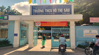 ការ​ប្តូរ​ឈ្មោះ​សាលា​គឺ​ច្រើន​ជាង​ការ​ផ្លាស់​ប្តូរ​ស្លាក​សញ្ញា​ទៅ​ទៀត។