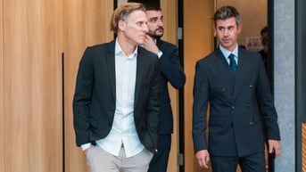 Huyền thoại Diego Forlan mừng sinh nhật cùng FC Online tại Hà Nội