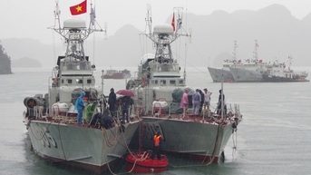 Thủ tướng yêu cầu hạn chế người dân ra đường khi bão số 3 đổ bộ, có dông lốc trước bão
