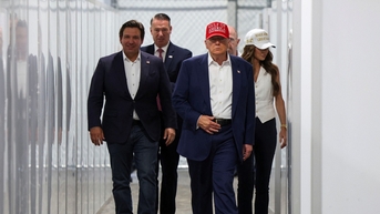 លោក Trump ទស្សនាគុក 'Alcatraz' ដែលជាកន្លែងគ្រោះថ្នាក់ក្នុងការឃុំឃាំងជនអន្តោប្រវេសន៍