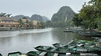 Ninh Bình: Tạm dừng hoạt động đón khách du lịch bằng phương tiện đường thủy nội địa