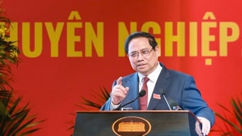 Thủ tướng: Ngoại giao cần nghiên cứu, phân tích về 'đối tác, đối tượng'