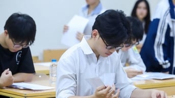 Điểm sàn xét tuyển nhóm ngành sức khỏe năm 2025