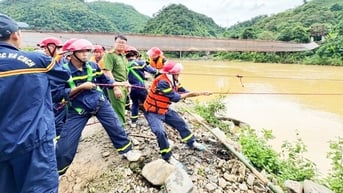 Điện Biên: Mưa lớn gây sập cầu treo, thiệt hại ước tính 1,2 tỷ đồng