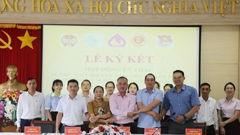 ការិយាល័យប្រតិបត្តិការធនាគារគោលនយោបាយសង្គម Dak Nong និងអង្គការនយោបាយ និងសង្គមចំនួន 4 បានចុះហត្ថលេខាលើកិច្ចព្រមព្រៀងផ្តល់ប្រាក់កម្ចី