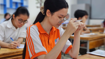 Bộ GD-ĐT công bố điểm sàn khối sư phạm, sức khỏe