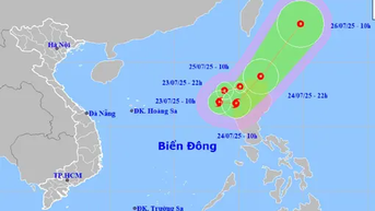 Khả năng xuất hiện bão đôi gần Biển đông