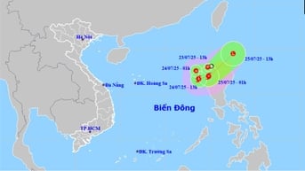 Bão số 4 tiến vào Biển Đông, có tên quốc tế Comay