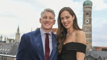 Schweinsteiger và Ivanovic chia tay sau 9 năm chung sống