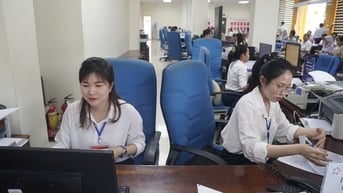 Các tỉnh miền Trung: Nhiều chính sách thiết thực hỗ trợ cán bộ về nhà ở, đi lại