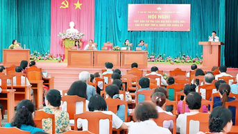 Phó Thủ tướng Chính phủ Hồ Đức Phớc tiếp xúc cử tri phường Quy Nhơn