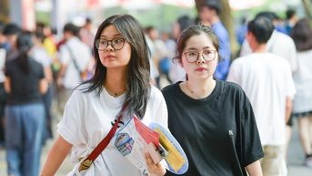 Trên 21.000 thí sinh có chứng chỉ quốc tế đăng kí xét tuyển vào Đại học Kinh tế Quốc dân
