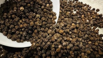 Giá tiêu hôm nay 23/7/2025: Giảm nhẹ trở lại