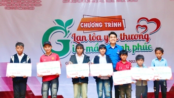 សកម្មភាពលេចធ្លោនៅក្នុងយុទ្ធនាការសម្រាប់ថ្ងៃឈប់សម្រាកពណ៌ផ្កាឈូកឆ្នាំ 2025 របស់សហភាពយុវជននៃសហករណ៍ពាណិជ្ជកម្មនៃទីក្រុងហូជីមិញ