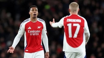 Các đội bóng Premier League công bố giá vé, đội nào bán đắt nhất?