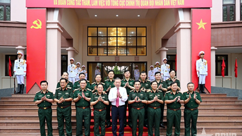 Tổng Bí thư Tô Lâm, Bí thư Quân ủy Trung ương làm việc với Tổng cục Chính trị Quân đội nhân dân Việt Nam