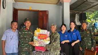 Tiểu đoàn Bộ binh 460 tổ chức nhiều hoạt động dân vận tại xã Diên Thọ