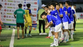 Nhiều cựu danh thủ hội ngộ mừng đội Trường ĐH Đồng Tháp vào bán kết giải sinh viên