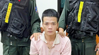 Bắt nam thanh niên phạm tội quả tang mang theo súng và ma túy ở Nam Đông Hà