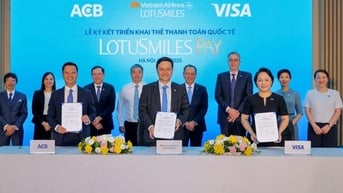 Vietnam Airlines cùng ACB và Visa ra mắt thẻ hội viên tích hợp thanh toán Lotusmiles Pay