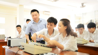 Điểm sàn nhóm ngành đào tạo giáo viên năm 2025: Bảo đảm đủ nguồn tuyển, chất lượng