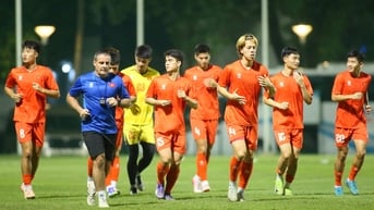 Nóng: Lý Đức bị chấn thương cổ chân, HLV Kim Sang-sik và U.23 Việt Nam ‘nội soi’ Philippines