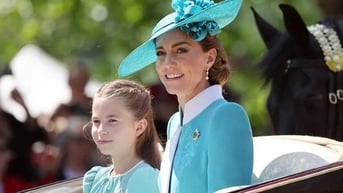 Công nương Kate Middleton, Công chúa Charlotte và gu thời trang đẳng cấp hoàng gia