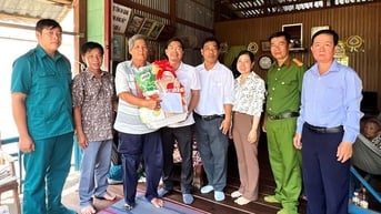 Nhiều địa phương tri ân người có công, gia đình chính sách