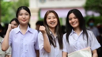 1 trường đại học không công bố điểm sàn, dự báo điểm chuẩn thí sinh tự nộp hồ sơ
