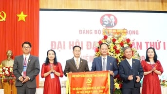 Chủ tịch HĐND tỉnh Lâm Đồng Trần Hồng Thái dự Đại hội Đảng bộ xã Đức Trọng