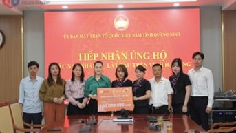 Ngân hàng SHB trao tặng 100 triệu đồng hỗ trợ các nạn nhân vụ lật tàu trên Vịnh Hạ Long