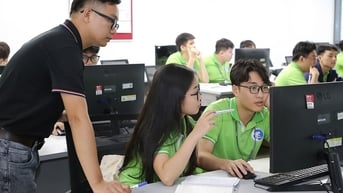 Điểm sàn các trường kỹ thuật - công nghệ cao thấp ra sao?