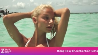 Bạn gái tiền vệ Barcelona khoe đường cong cơ thể