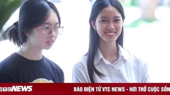 Quy đổi điểm giữa tổ hợp xét tuyển: Công bằng hay bất cập?