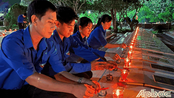 Mỗi ngọn nến thắp sáng - Vạn tấm lòng tri ân