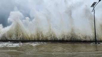 Từ nay đến cuối năm có thể xuất hiện từ 8 - 11 cơn bão, áp thấp nhiệt đới trên Biển Đông