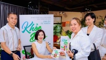 Tiến sĩ Nguyễn Thu Hương truyền cảm hứng làm đẹp qua cuốn sách “Khỏe đẹp từ gốc”