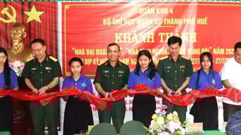 Bàn giao 9 ngôi nhà tặng gia đình chính sách