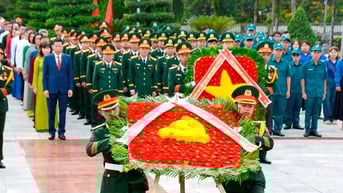 Lãnh đạo tỉnh Lâm Đồng viếng các anh hùng, liệt sĩ tại Nghĩa trang Liệt sĩ Đắk Nông