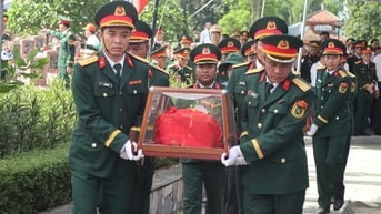Đề xuất tăng phụ cấp, chế độ cho sĩ quan quân đội tìm kiếm hài cốt liệt sĩ